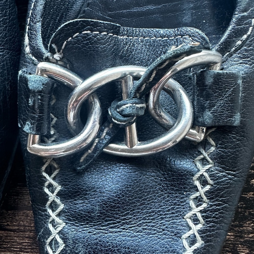 PRADA Black Leather Chain Link Loafer Moccasin Flats (35) - Picture 4 of 16